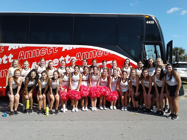 Mosley-High-Cheerleaders